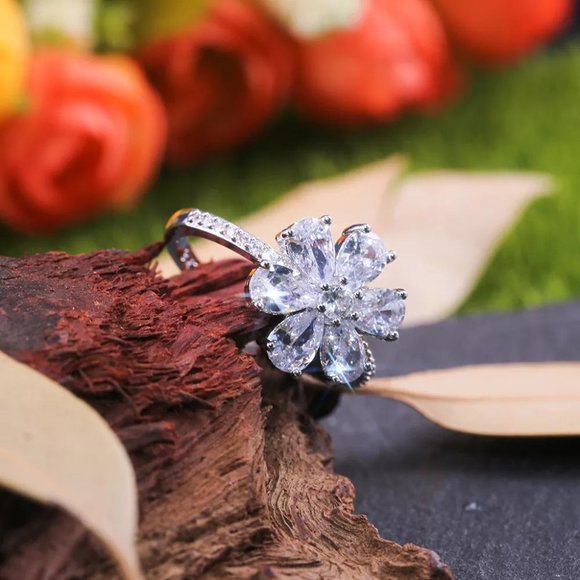 🎁925 Silver Plated White CZ Pear-shaped Flower Ring, GPMB1446-8 - Picture 10 of 10